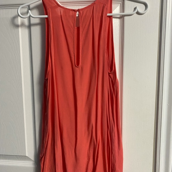 Old Navy tank - Picture 2 of 2